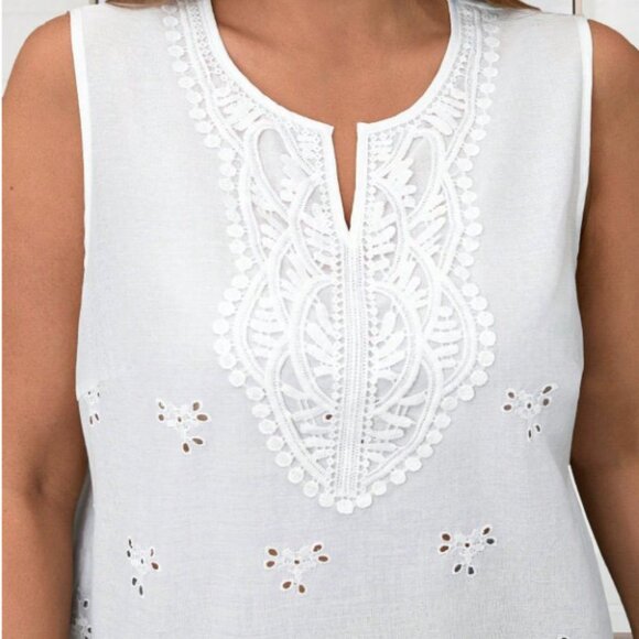 * NWT White Eyelet and Crochet Front EMERY ROSE Sleeveless Top Ladies Plus 5XL - Picture 5 of 6